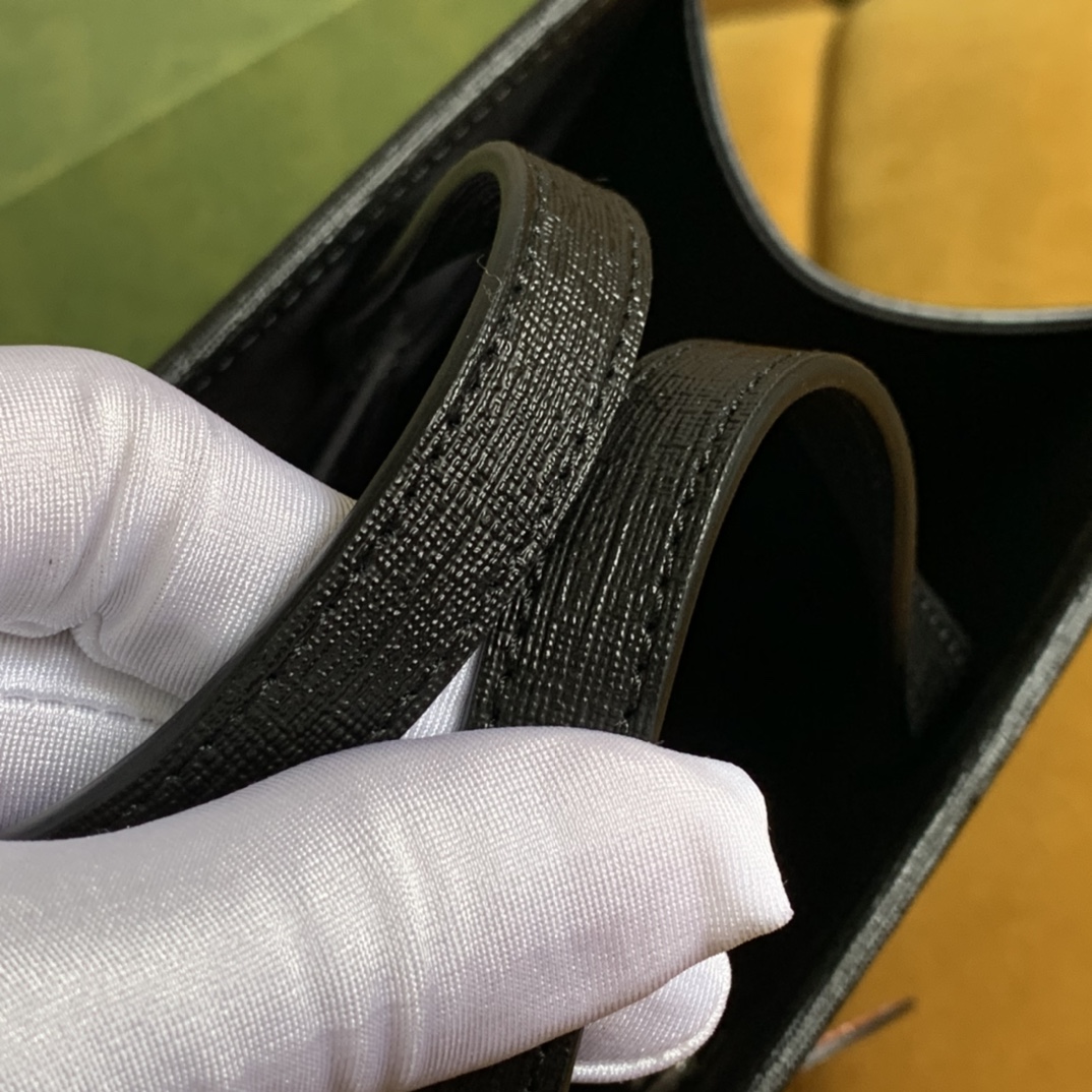 gg marmont matelassé leather S*per mini bag