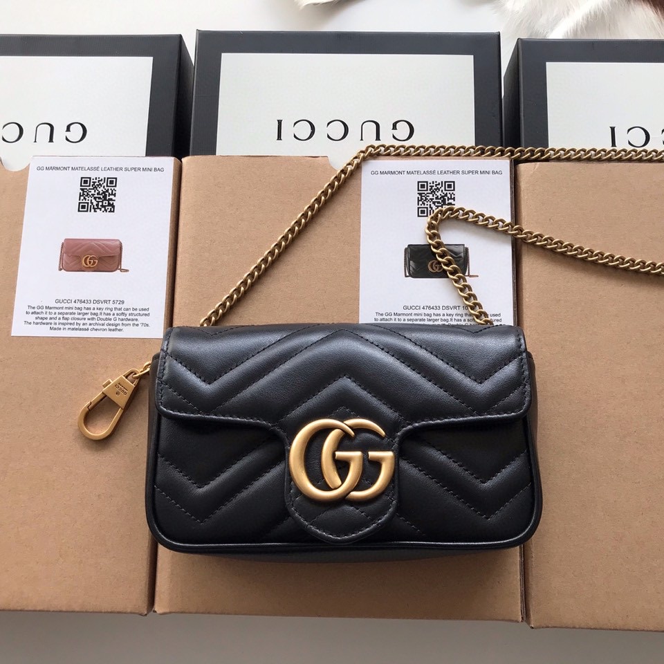 gg marmont matelassé leather S*per mini bag