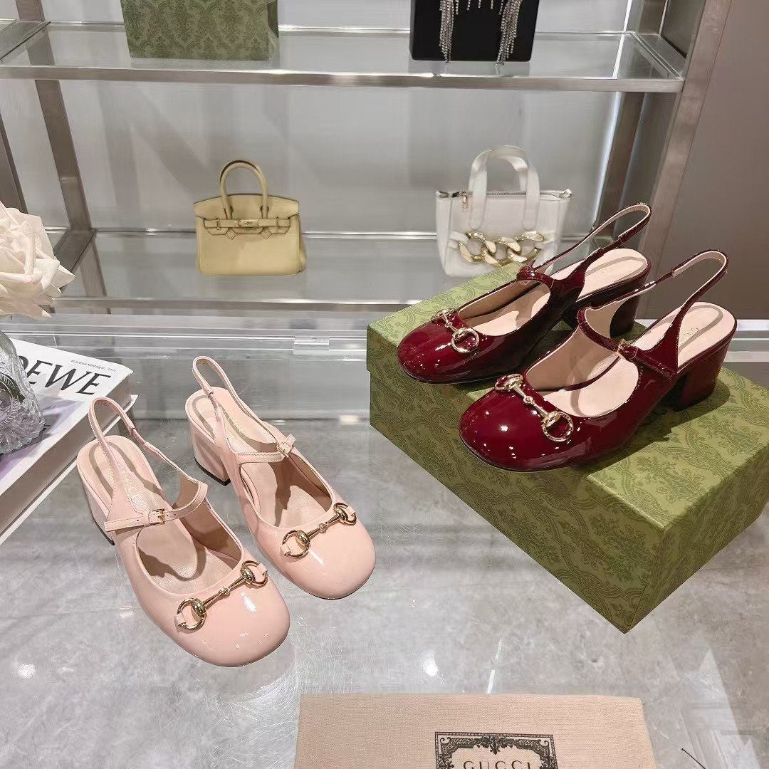Women’s Horsebit pump
